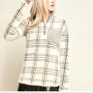 Entro Fuzzy Plaid Quarter Zip Cream Black Rose Gold Pullover Sweater Size M EUC